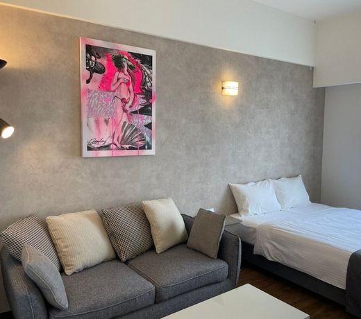 New Normal Hotel in NAMINOUE ãã¥ã¼ãã¼ãã«ããã«ã¤ã³æ³¢ã®ä¸