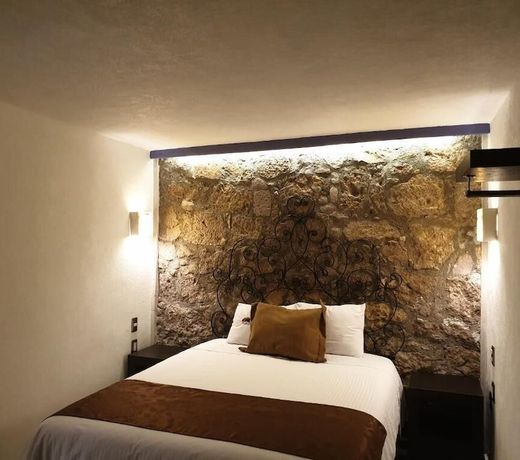 Hotel Don Carlos