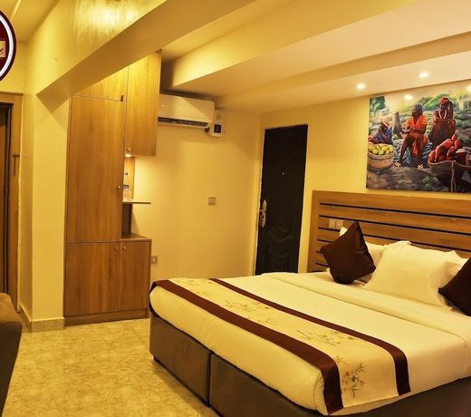 Moz One Executive Guest Rooms Hombori