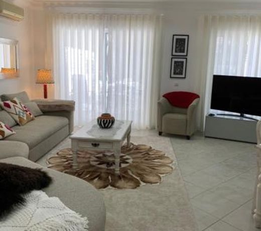 Villa Karon