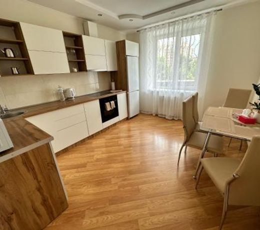 Apartment, Podilia