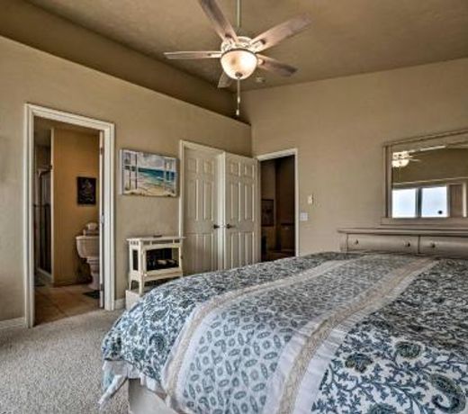 Waterfront Escape with Hot Tub and Beach Access!