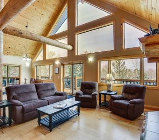 Spacious Terry Peak Cabin Less Than 1 Mi to Ski Lift