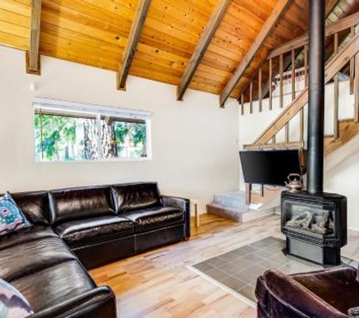 Wild Duck Lakehouse