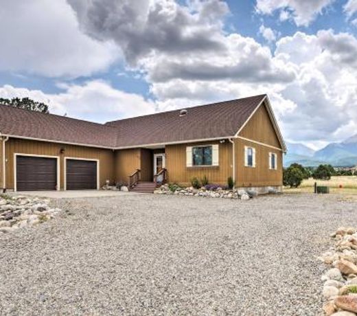 Serene Escape 360 Mtn View and On-Site Hiking!