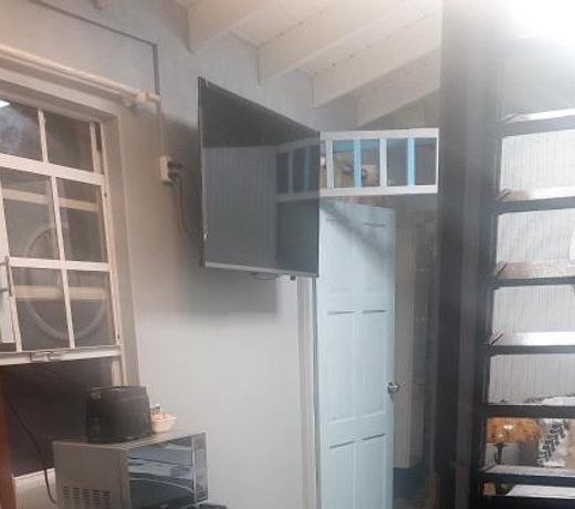 Carmen's Cozy Studio