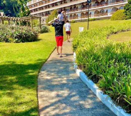 Apartamento no Quatre Saisons com cafe da manhÃ£ e wi-fi prÃ³prio para 8 pessoas