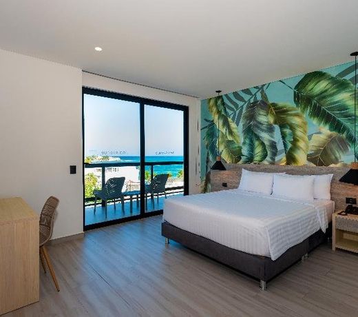 Sea Avenue Hotel