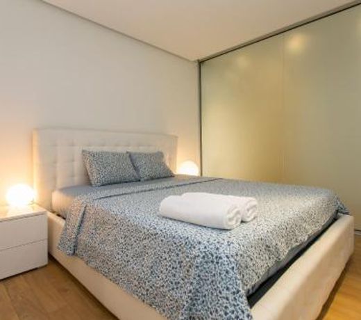 Modern Apartment in the City Center