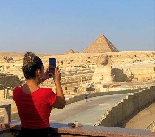 Seven Pyramids Inn