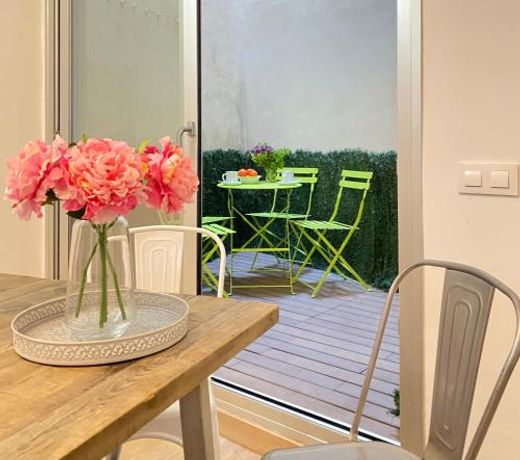 Top-notch downtown house with private rooftop terrace and parking opt