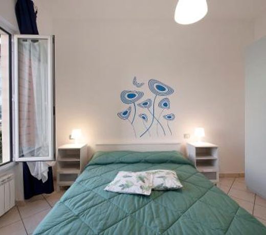 Trilocale in villa vista mare Apt 1