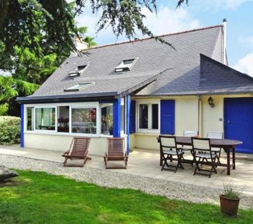 holiday home, Plourivo