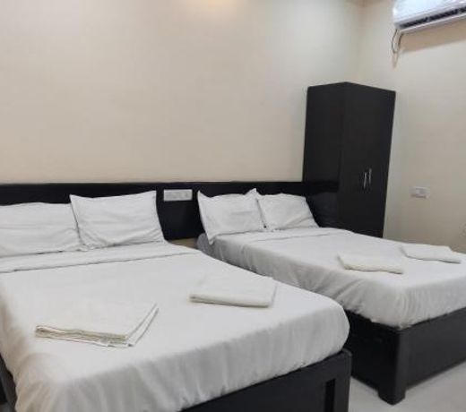 SRI VIGNESH RESIDENCY