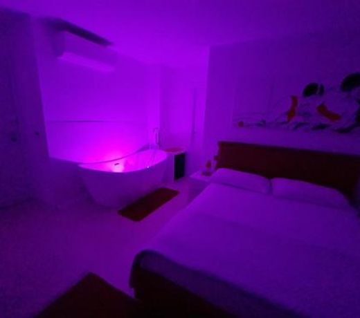 VARAZZE SUITE IDROMASSAGGIO E SAUNA