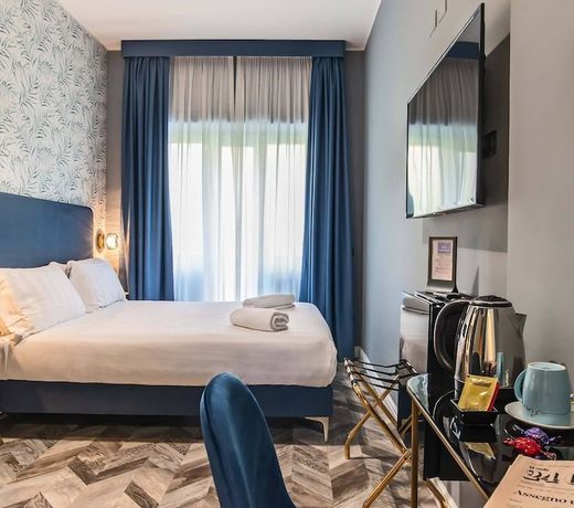 BLOOM HOTEL ROME