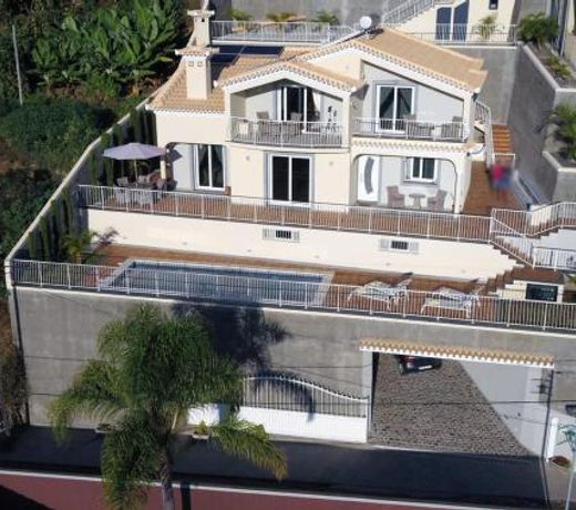 Casa Del Mar