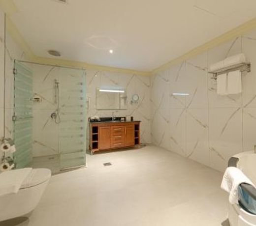WA Hotel