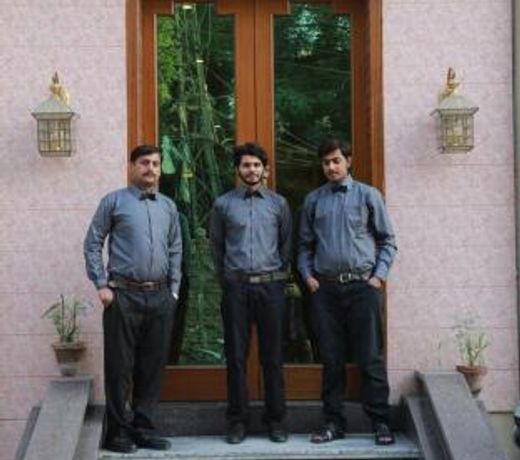 S.R. Lounge Multan
