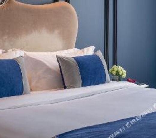 Paris Hotel (Taizhou Water View Park)