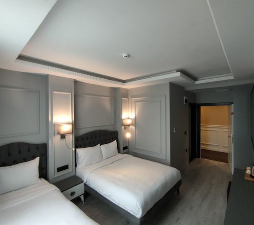 LOFT AÄ°RPORT HOTEL