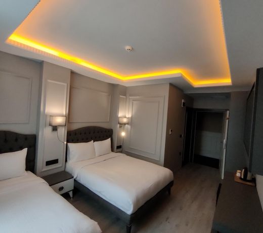 LOFT AÄ°RPORT HOTEL