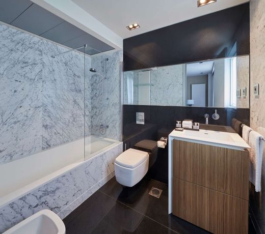 Hyatt Regency Madrid Residences