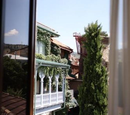 Mukhrantubani Boutique Hotel