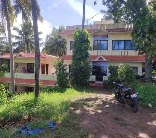 Basuri Beach Resort