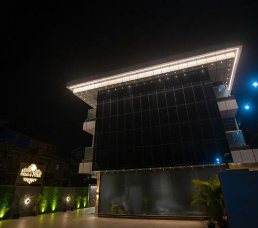 Divan Clarks Inn Goa