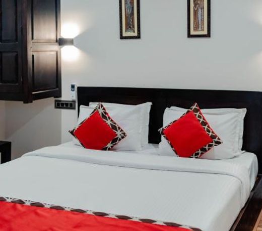 Divan Clarks Inn Goa