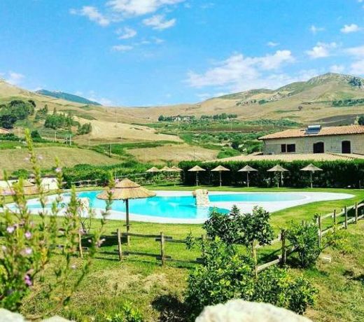 2 bedrooms villa with terrace and wifi at Acquaviva Platani