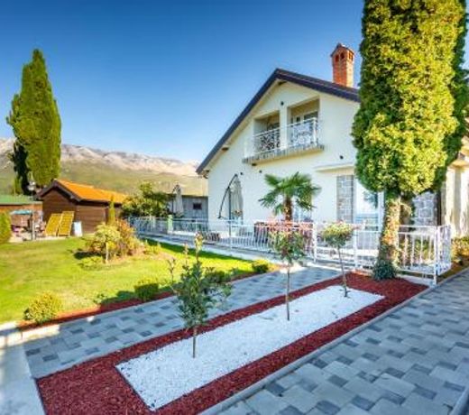 Risteski Apartments - St. Naum