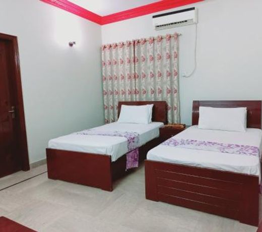 Cosy Inn Hotel Near Millennium Mall