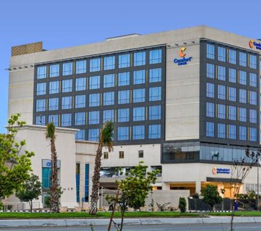 Comfort Hotel Jeddah King Road