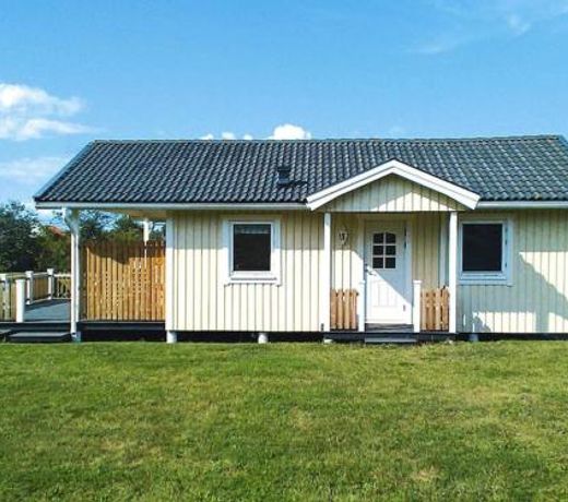 4 person holiday home in Byxelkrok