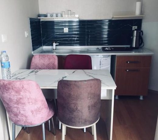 Van Diana Otel