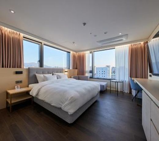 H1 Hotel