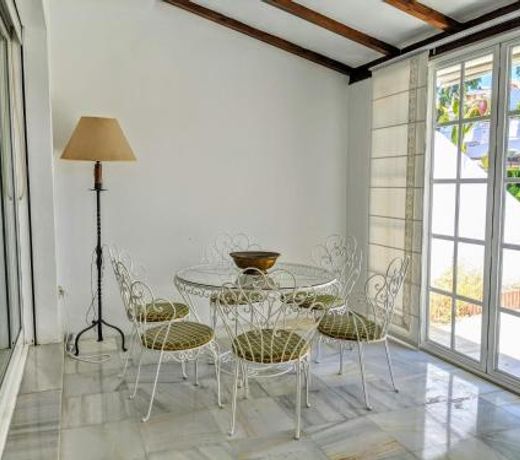 Fidelios Townhouse near Puerto Banus