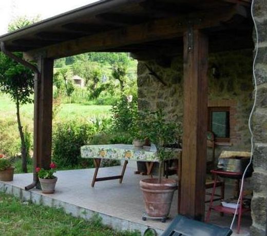 Cozy holiday home in Canossa near Forest