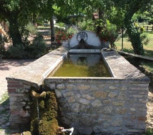 Casale delle ginestre.