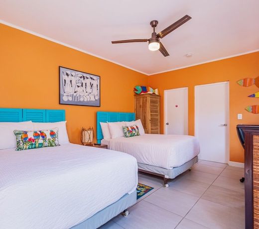 GolfCourse Tropical Guest House Private Pool in Tierra del Sol