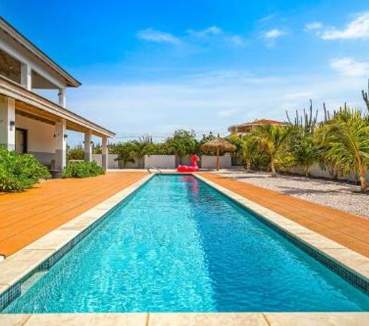 Luxurious OCEAN VIEW Getaway