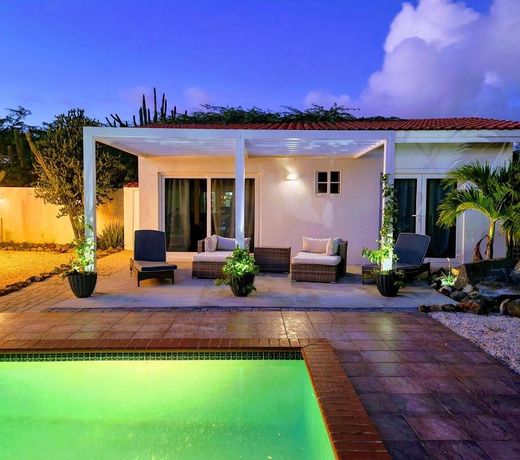 MODERN Villa Private Pool 4min to Beaches