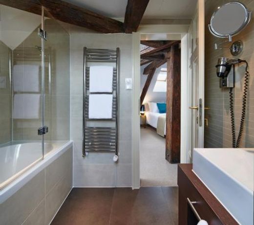 Golden Angel Suites by Prague Residences