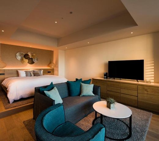 MALIBU HOTEL