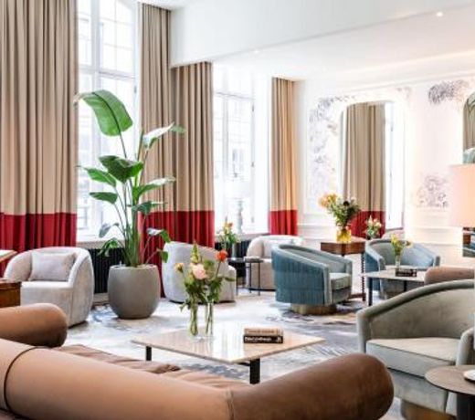 Sapphire House Antwerp, Autograph Collection