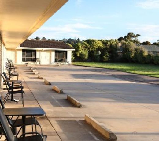 Albatross Motor Inn