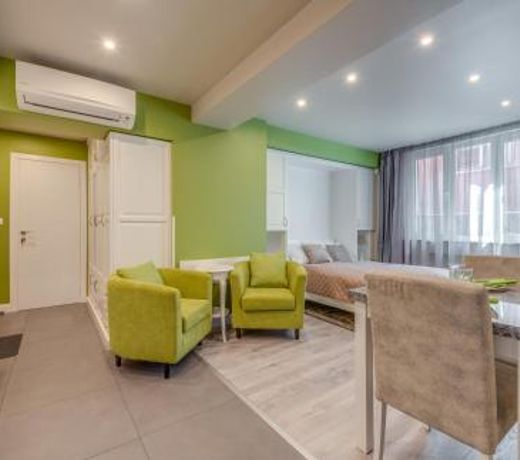 R & R Apartments