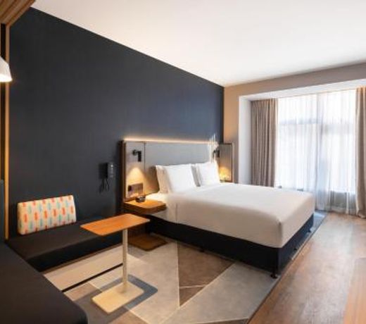 Holiday Inn Express Qingdao Jinshui, an IHG Hotel